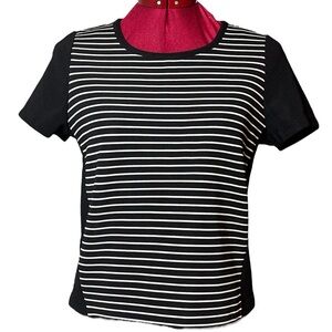 Kensie classic crew neck black white stripe shortsleeved structured top